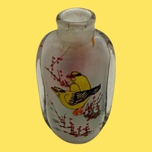 Vintage Chinese Glass Snuff Bottle Reverse Inside Painting Yellow Birds Lady